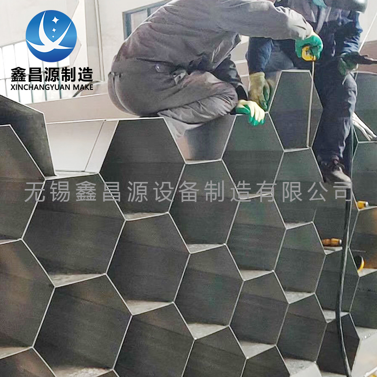 一種集塵板、集塵極及移動(dòng)式靜電除塵裝置的制作方法